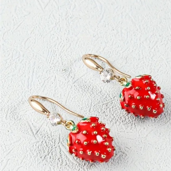 Jewelry - Chic Strawberry Gold Earrings